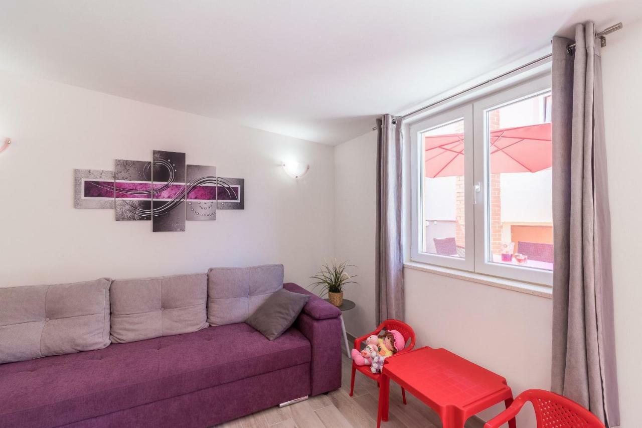 Apartment Taja Ližnjan Εξωτερικό φωτογραφία