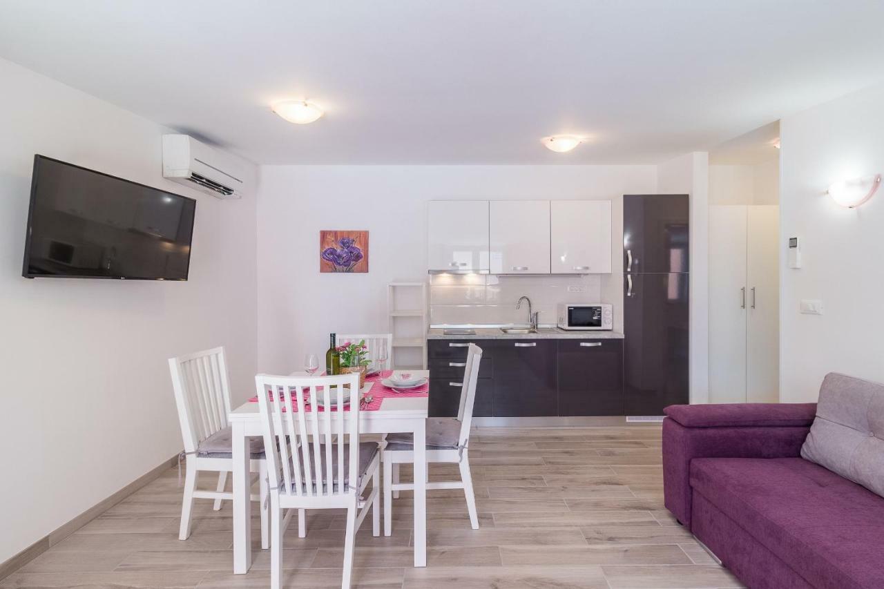 Apartment Taja Ližnjan Εξωτερικό φωτογραφία